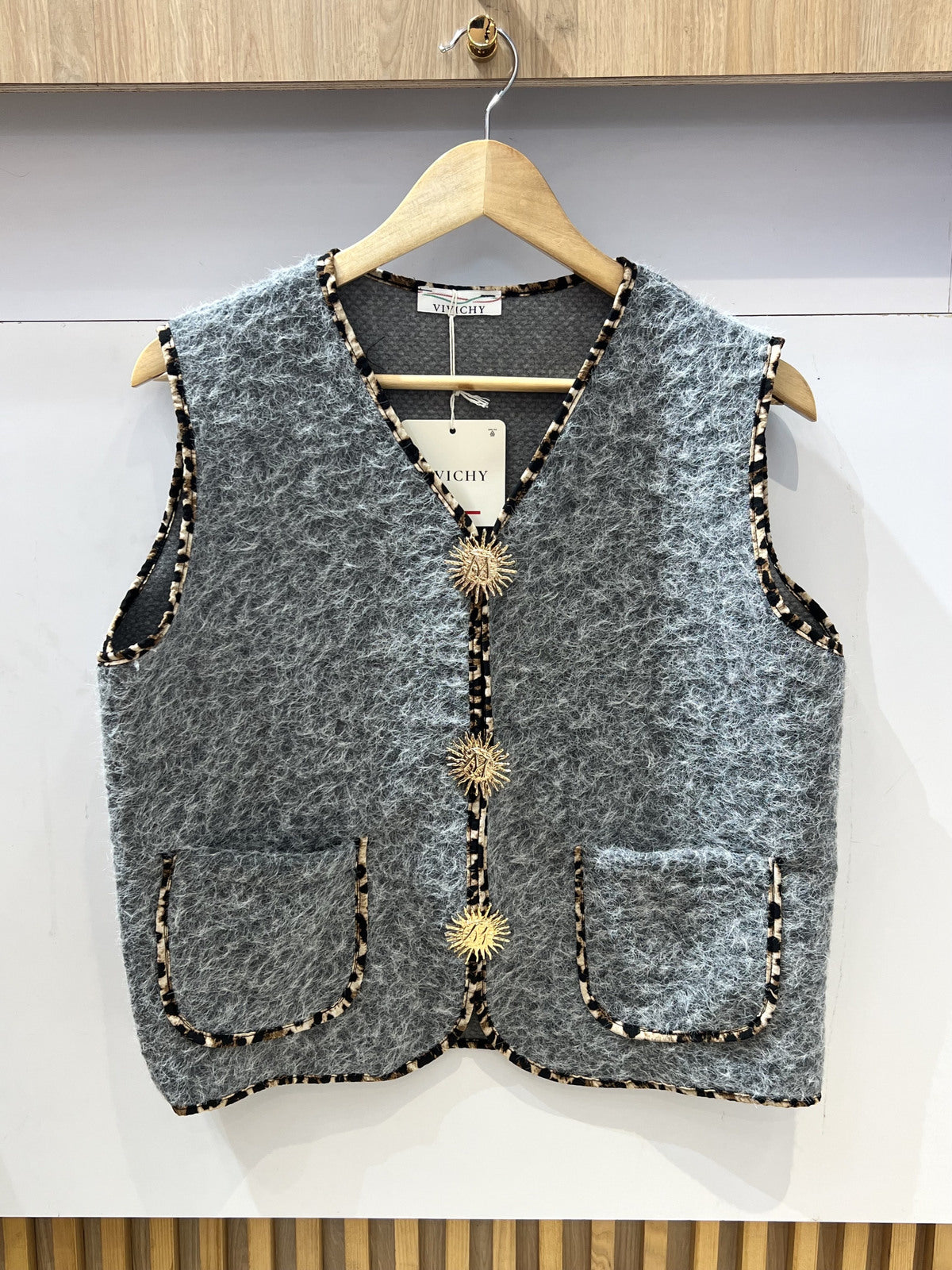 Veste Sans Manche avec Broches Soleil